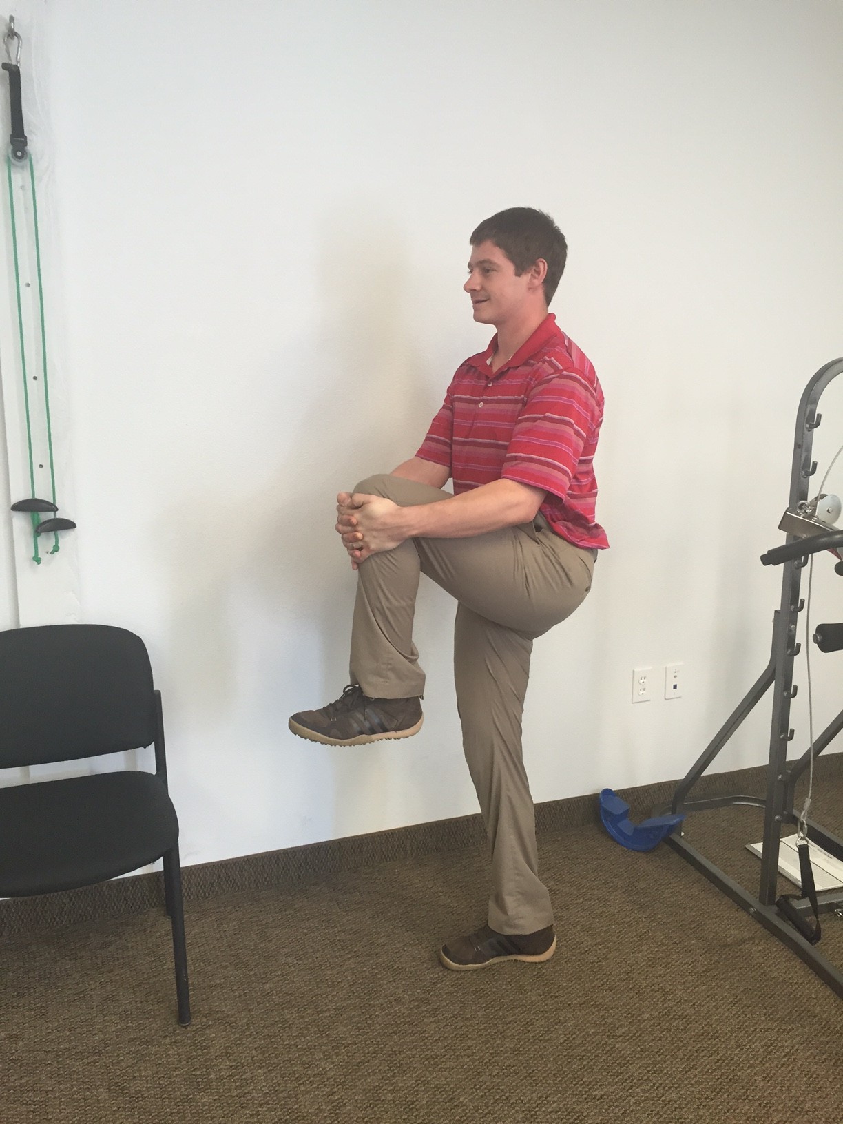 Sotw Dynamic Knee To Chest Stretch Arizona Orthopedic Physical Therapy
