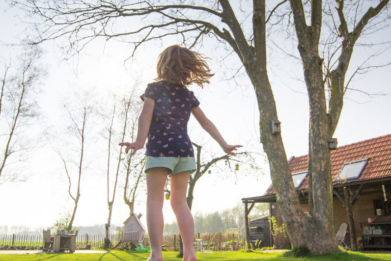 trampoline-2227667_1280