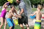 water-fight-442257_1280