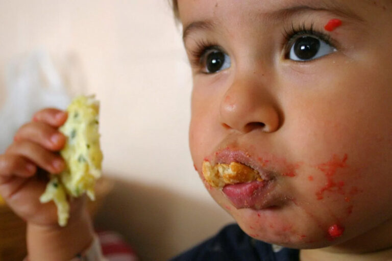 overstuffing overstuffed mouth